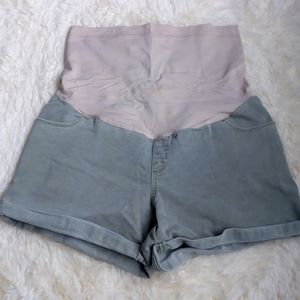 Maternity shorts
